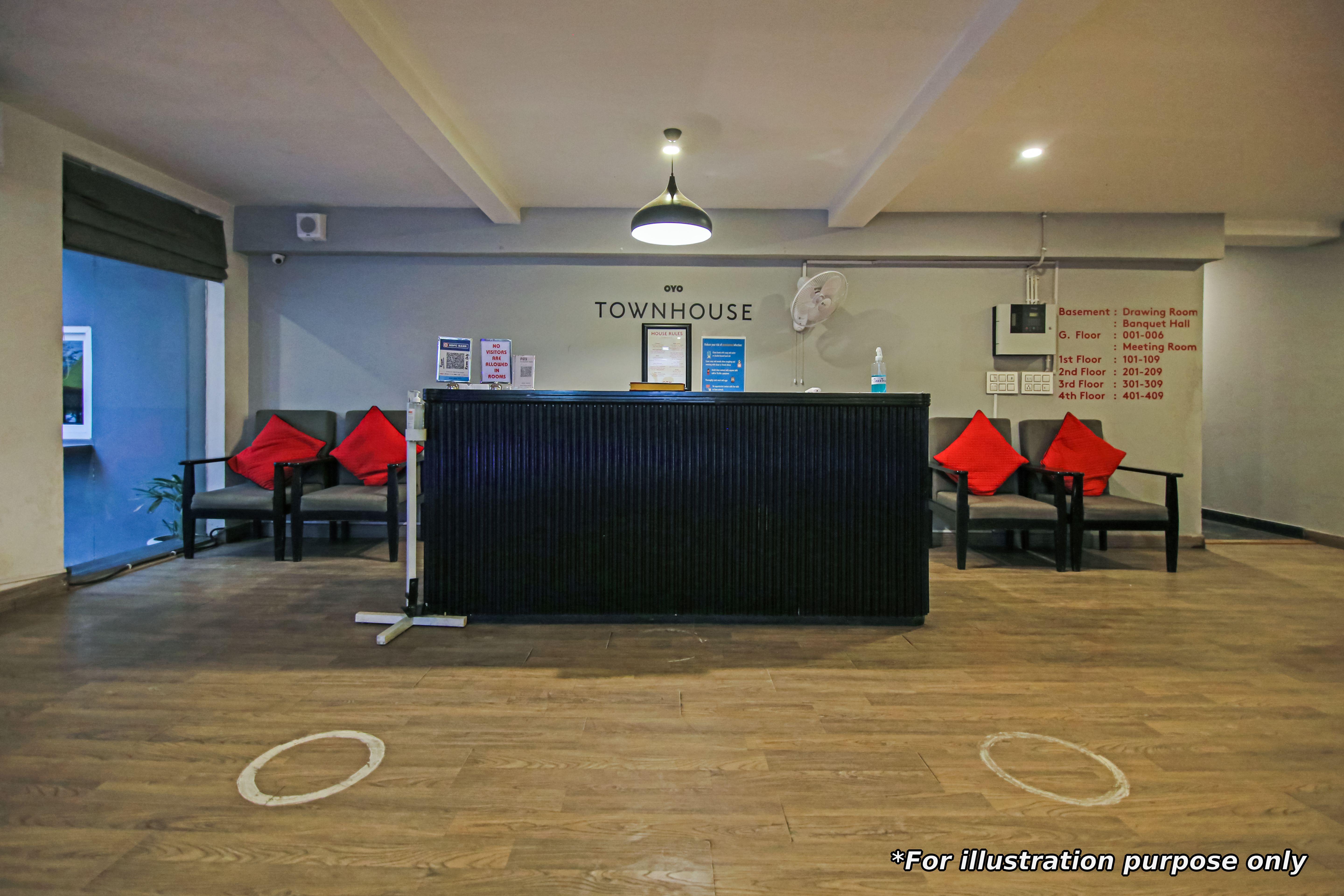 Super Townhouse Mg Road Pune Ngoại thất bức ảnh