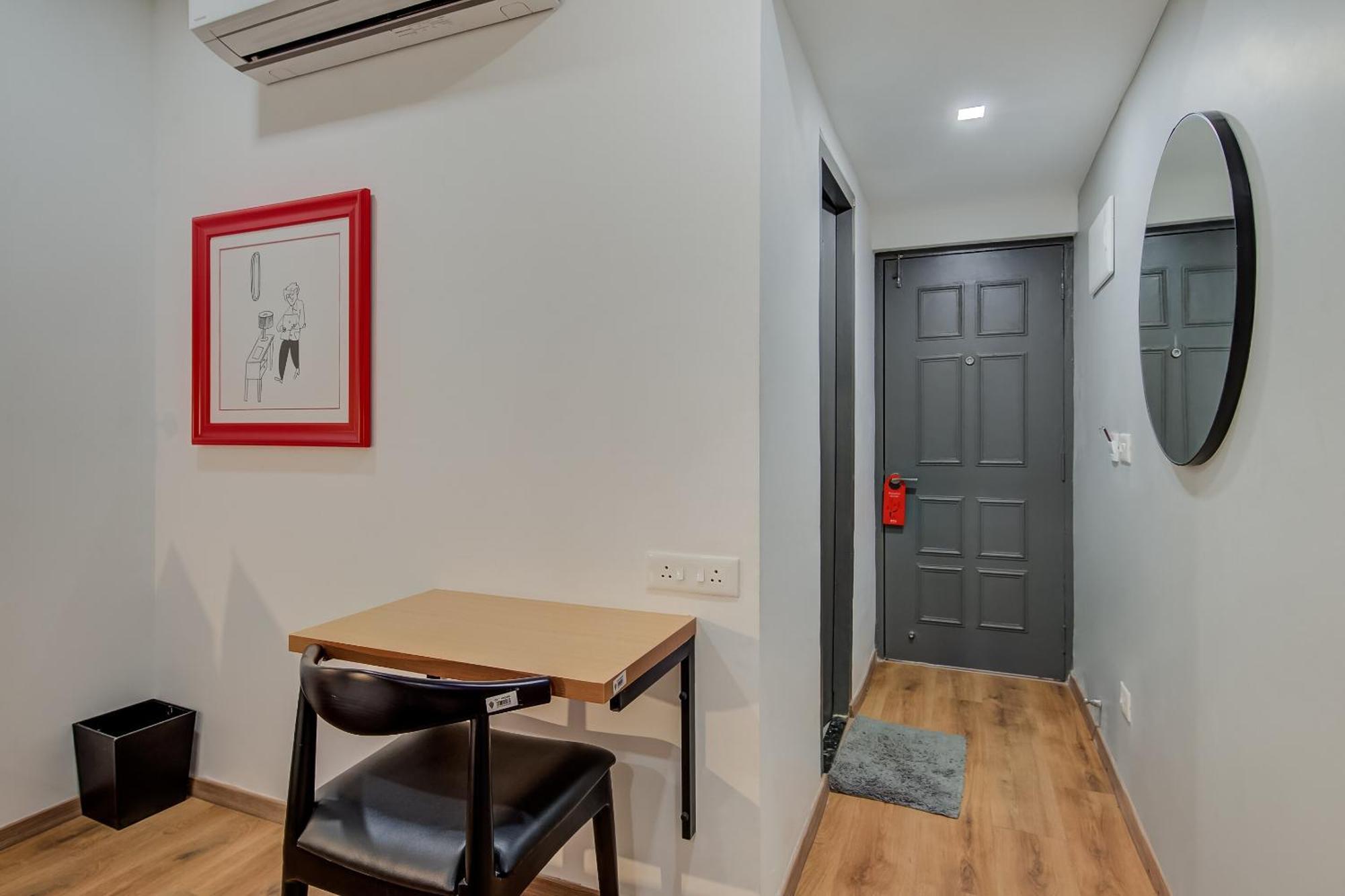 Super Townhouse Mg Road Pune Ngoại thất bức ảnh